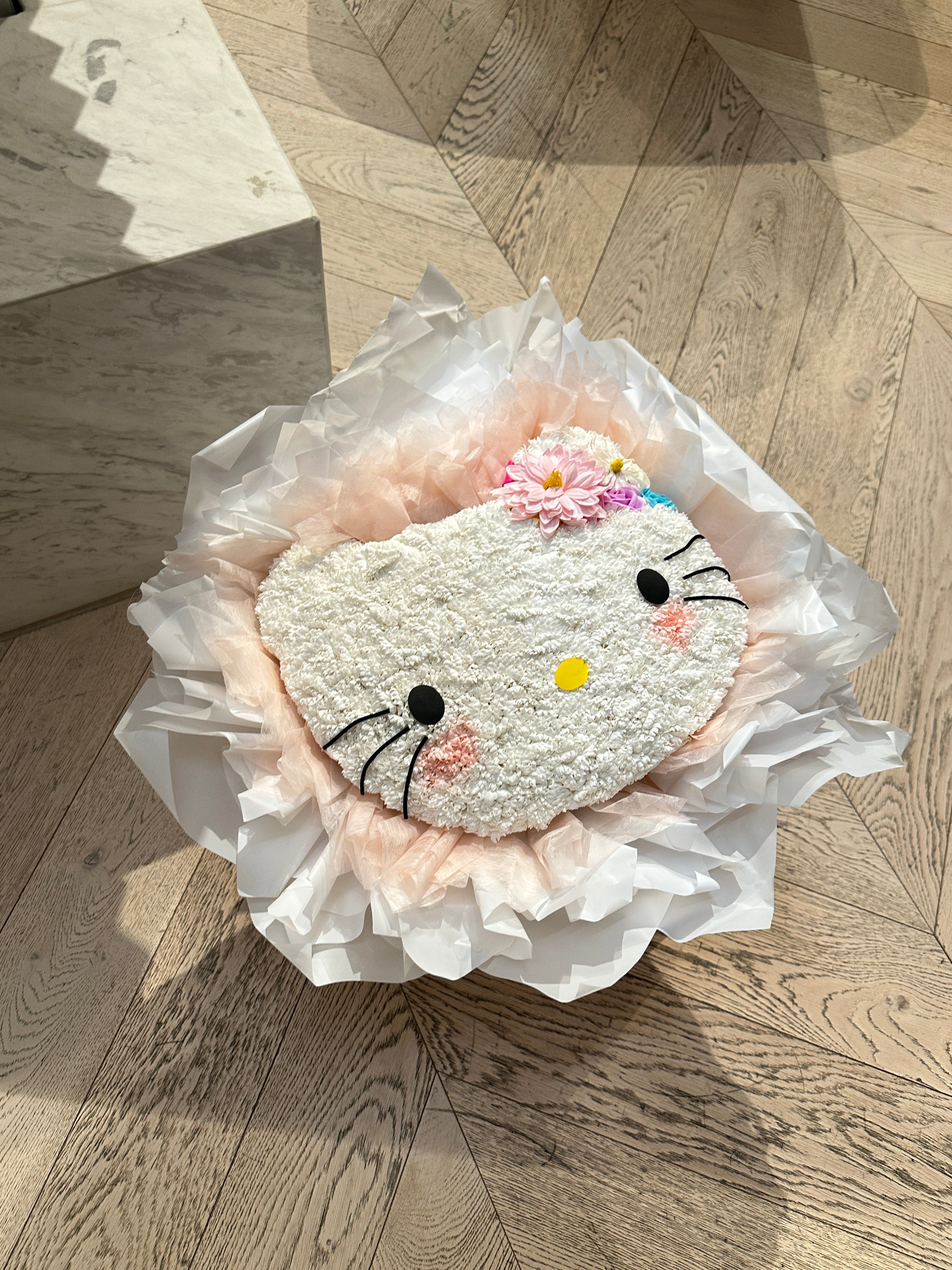 Handmade Kitty Artificial Flower Bouquet
